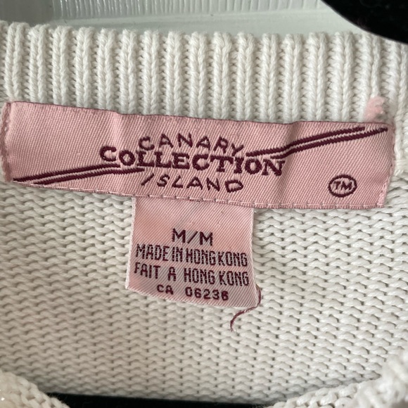 Vintage Cream Crewneck Sweater With Roses - Picture 3 of 5